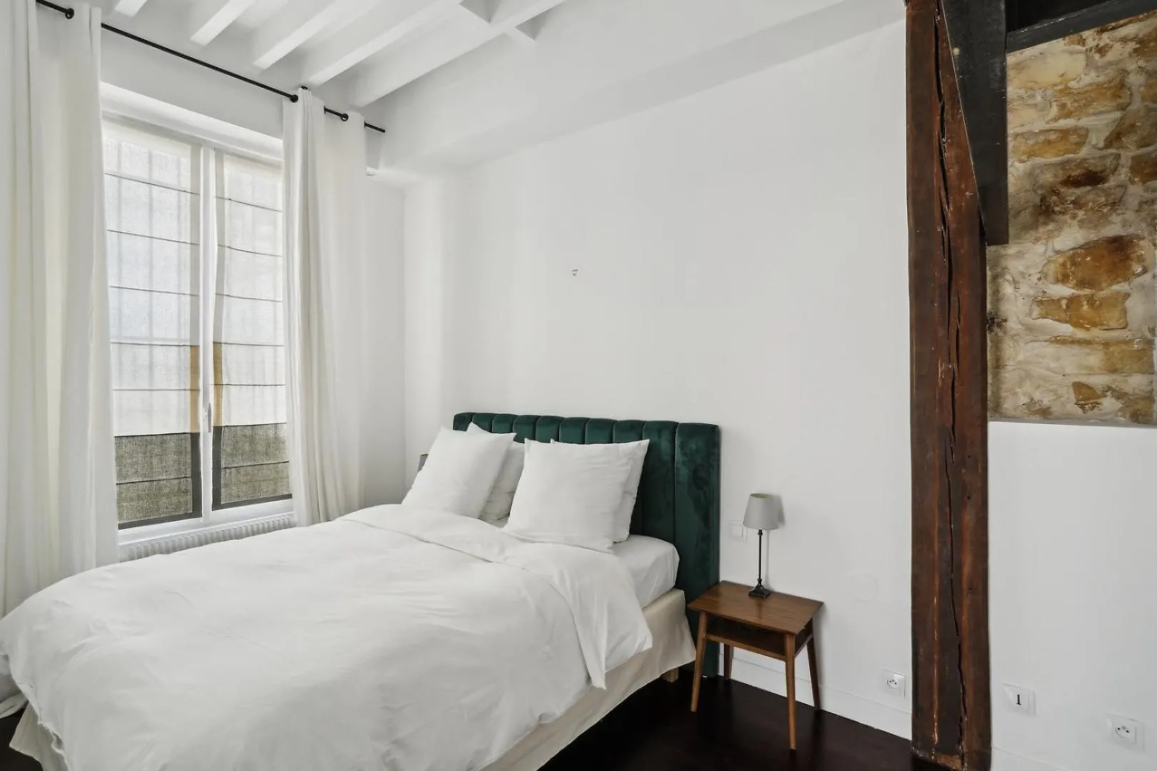 Bnbnook - Bright 2Br - Saint-Germain & Seine River París Apartamento